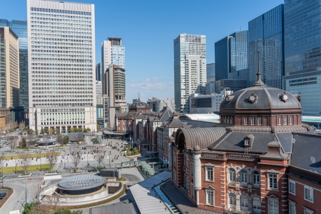 東京駅の丸の内広場