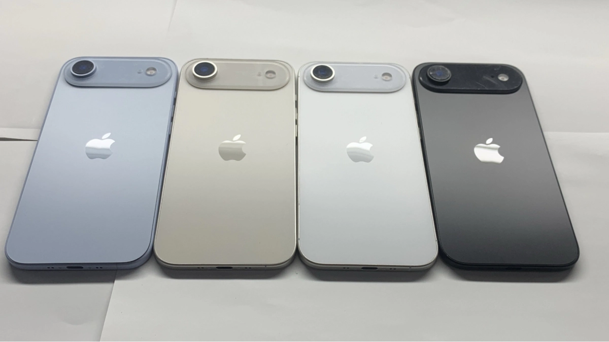 有名リーカーのソニー・ディクソンがXに投稿したiPhone 17 Airのダミーモデル画像